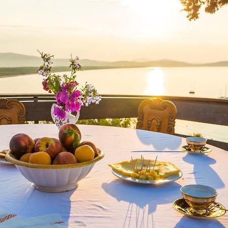 Villa Valdroni Cala Galera Eksteriør billede